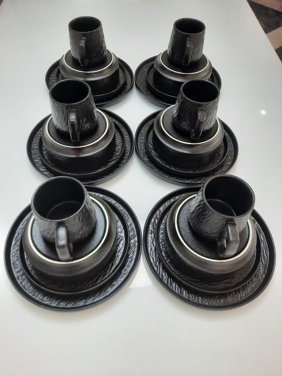 Ceramic matte finish dinner set